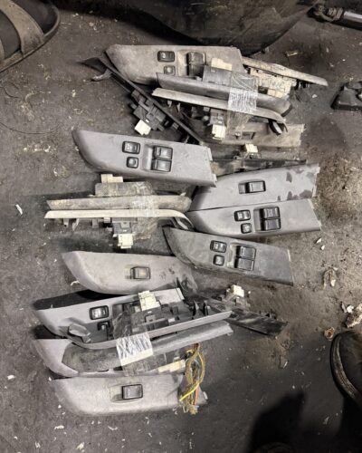 Nissan Urvan / Caravan / NV350 Power Window Door Switch – Glass Up/Down Control (2015–2025)